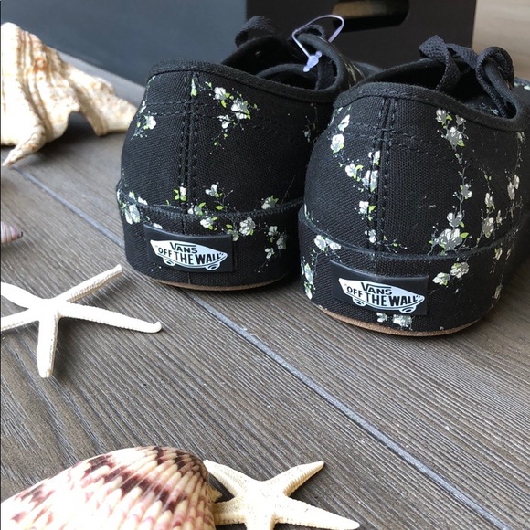 🍋VANS MIDNIGHT FLORAL🍋 - Picture 6 of 8